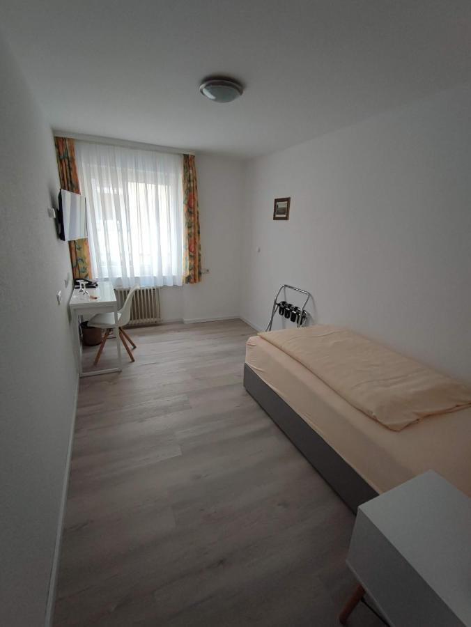 Hotel Schiff Ращат Екстериор снимка