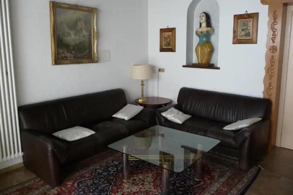 Hotel Schiff Ращат Екстериор снимка
